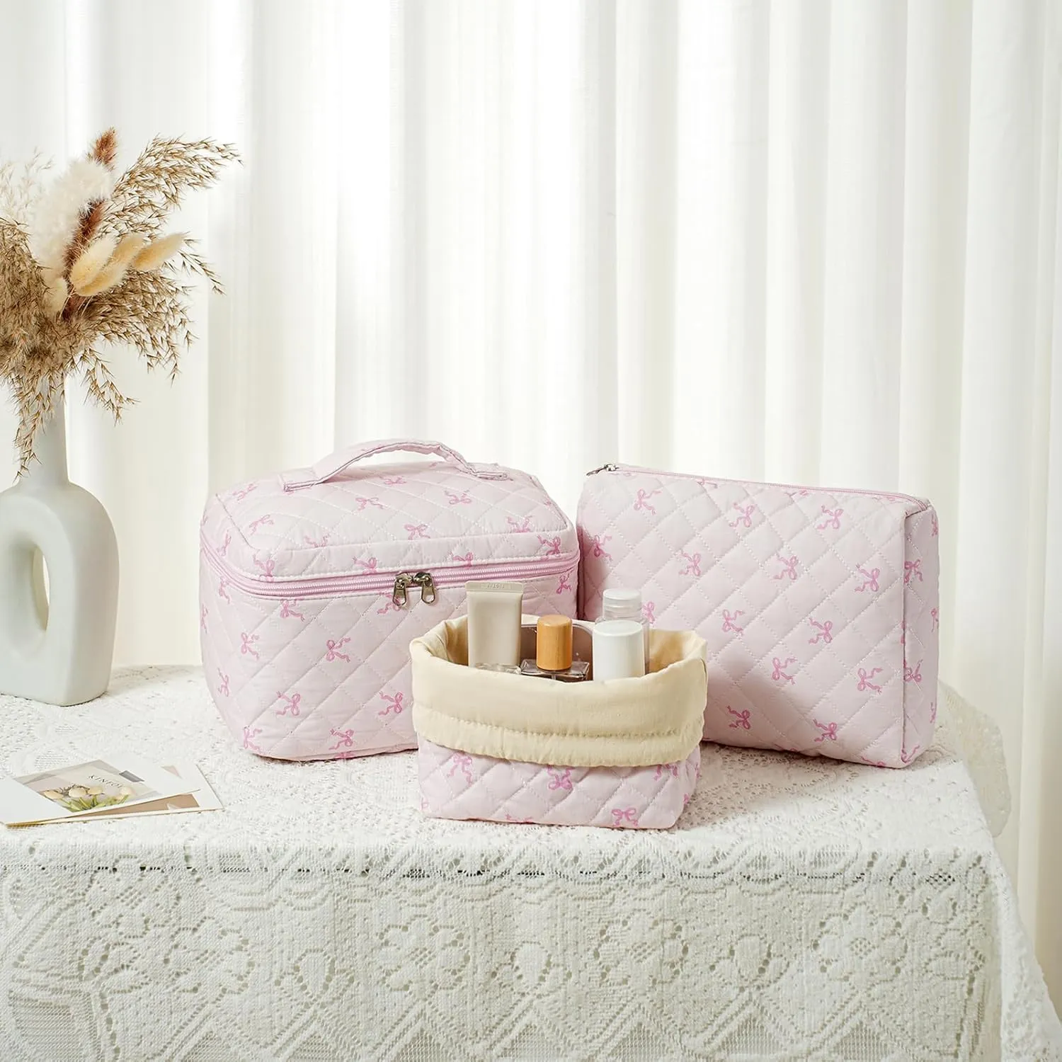 3Pcs Aesthetic Cotton Quilted Drawstring Makeup Bag Set, Aesthetic Cute Bow Makeup Pouch for Girls and Women, Aesthetic Travel Organized Cosmetic Bags for Purse(03Small Pink Bow)