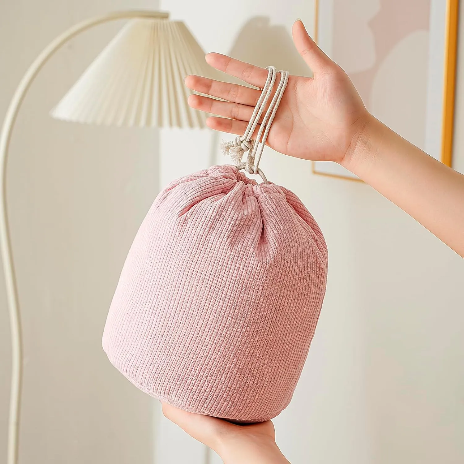 Aesthetic Corduroy Drawstring Makeup Bag with Quilted Lining, Coquette Quilted Cotton Cosmetic Bag, Portable Travel Organized Toiletry Bag for Women Girls（02Pink Small Bow）