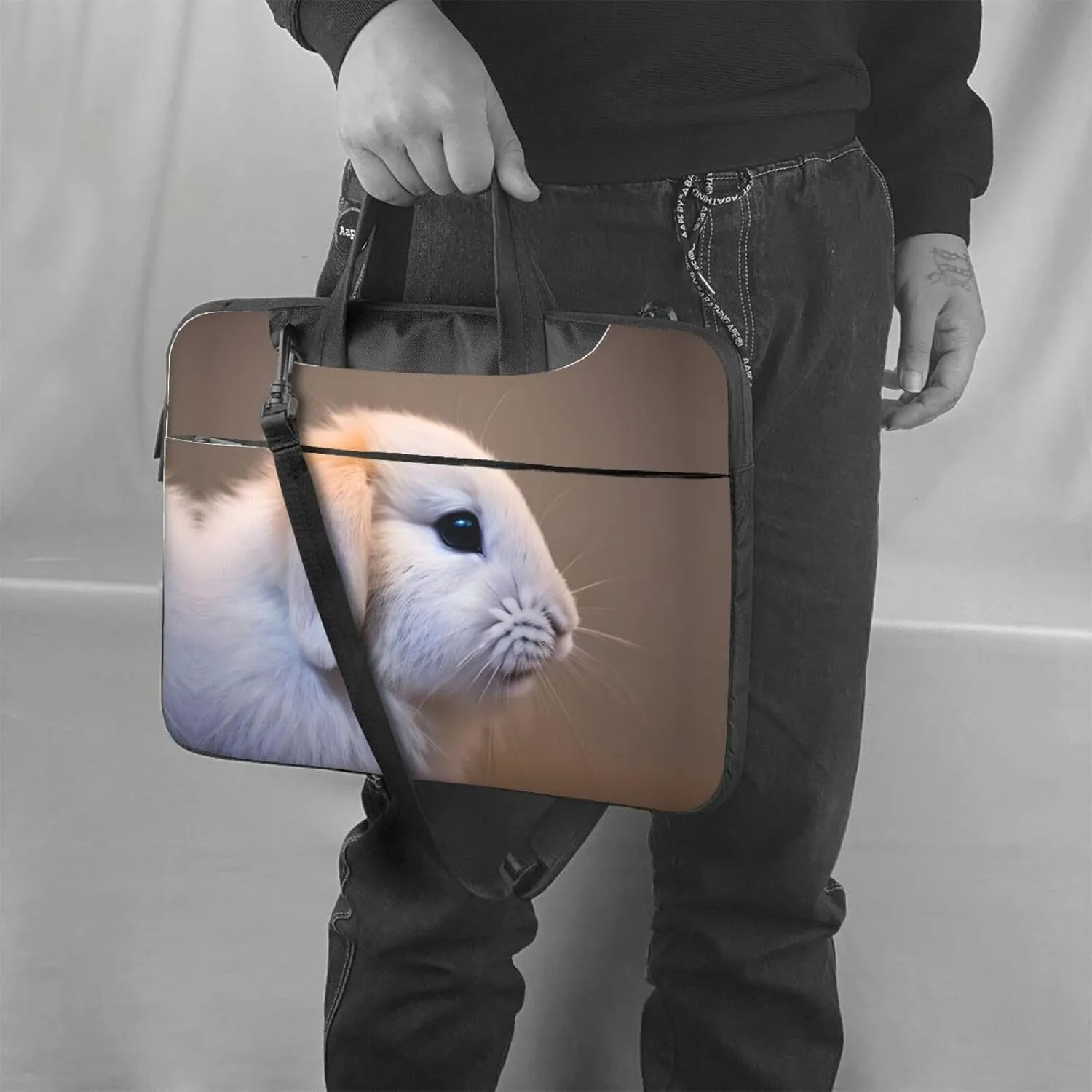 Cry Rabbit Print Notebook Computer Protective Carrying Cover With Pocket,13 Inch Laptop Shoulder Bag