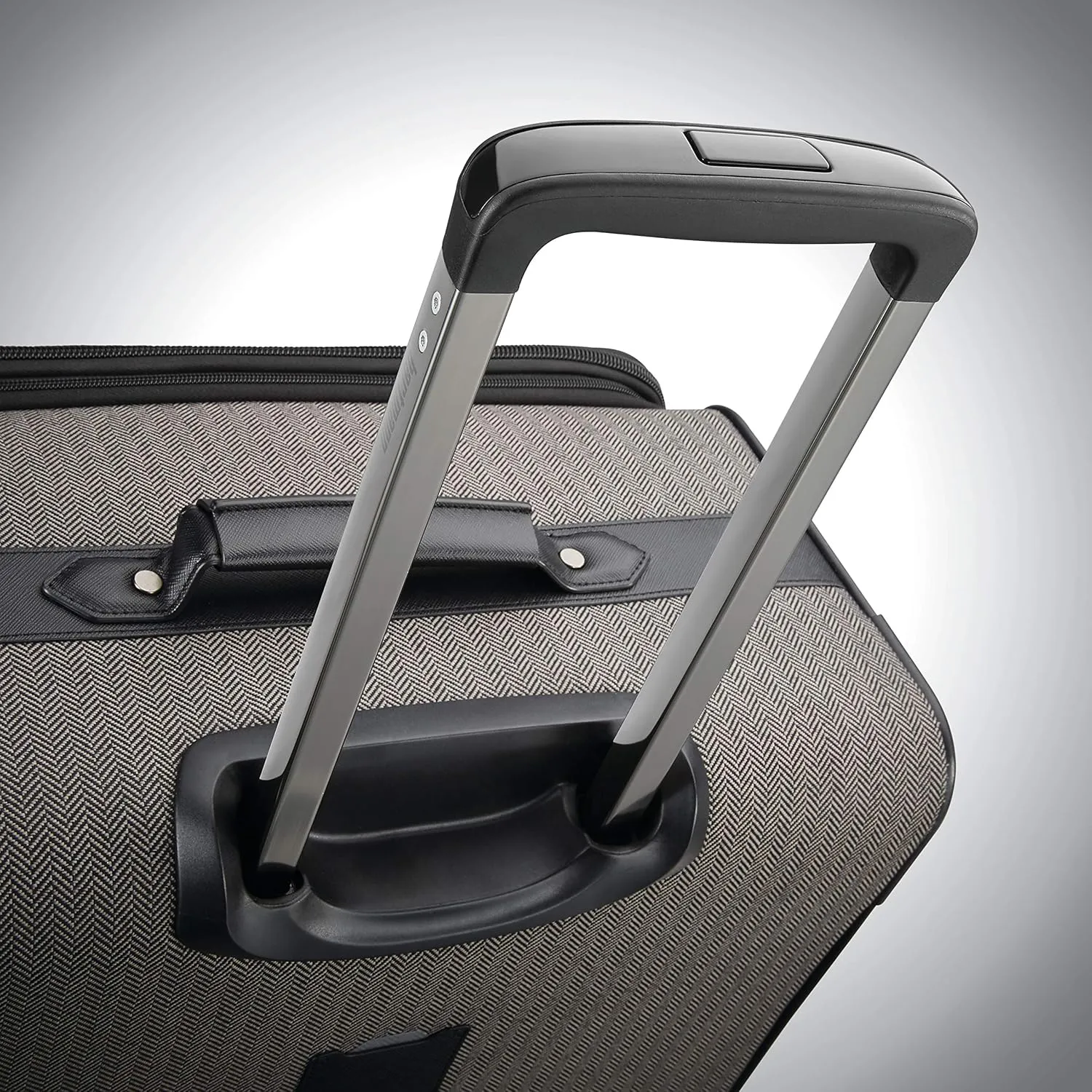 Hartmann Herringbone Deluxe Extended Journey Expandable Spinner, Black, Checked-Medium