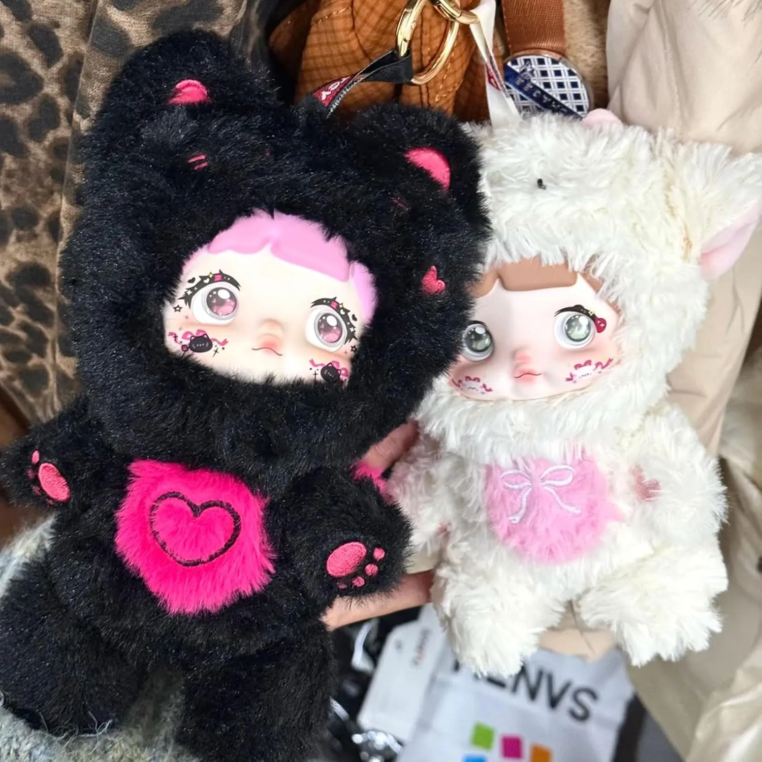 Nommi Blind Box Plush,Cute Vinyl Blind Box Plush Doll, Nommi Loveliness Never Ends Series Collectible Toys, Kawaii Action Figure Mystery Box for Gifts, Single Box (1 of 7 Possible Styles)