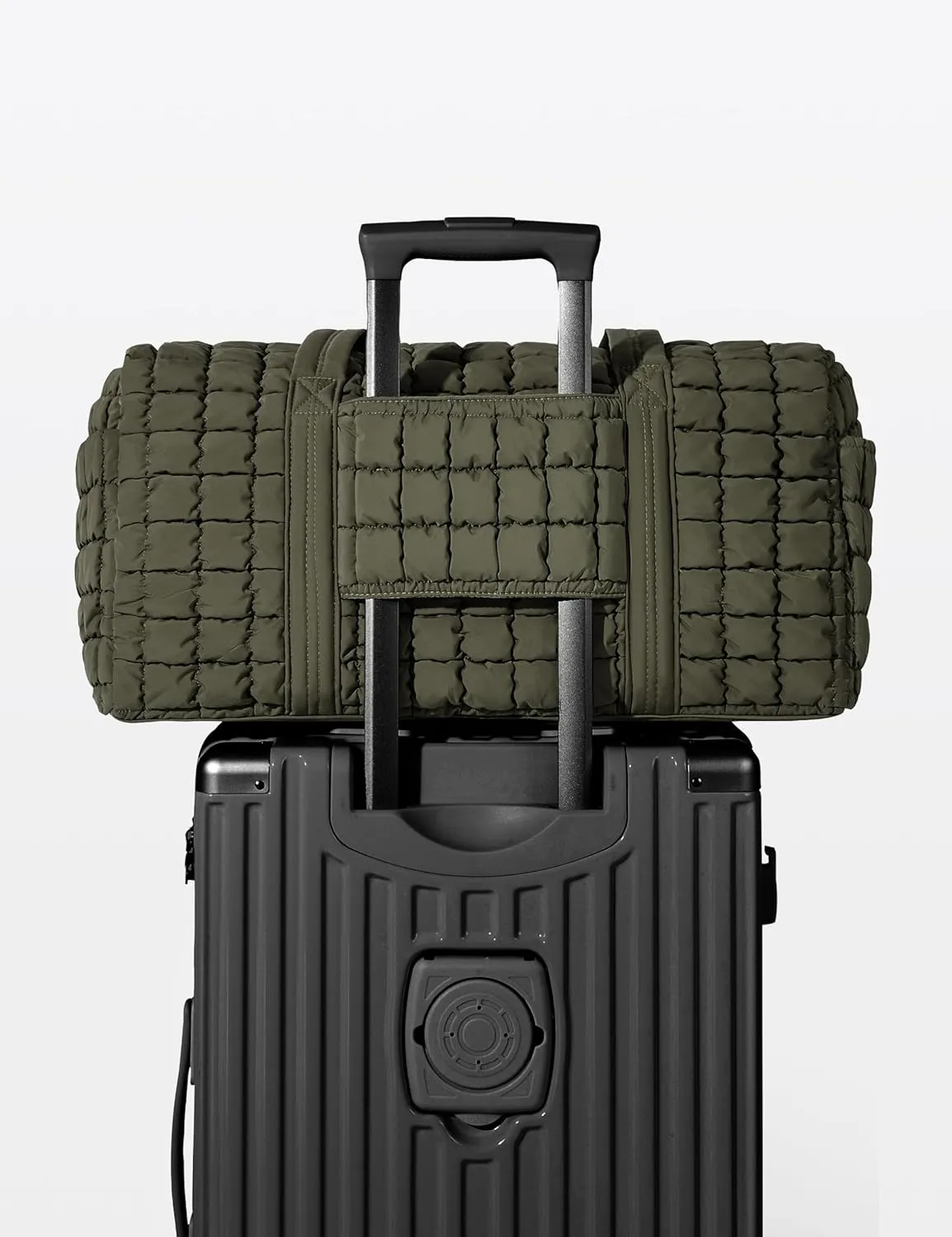 Quilted Travel Duffle Bag for Women Weekender Bag Large Puffer Overnight Bags Soft Puffy Duffel Bag Carry on Gym Bag Lightweight Personal Item Travel Bag for Trips Business Sport Airplane(Olive Green)