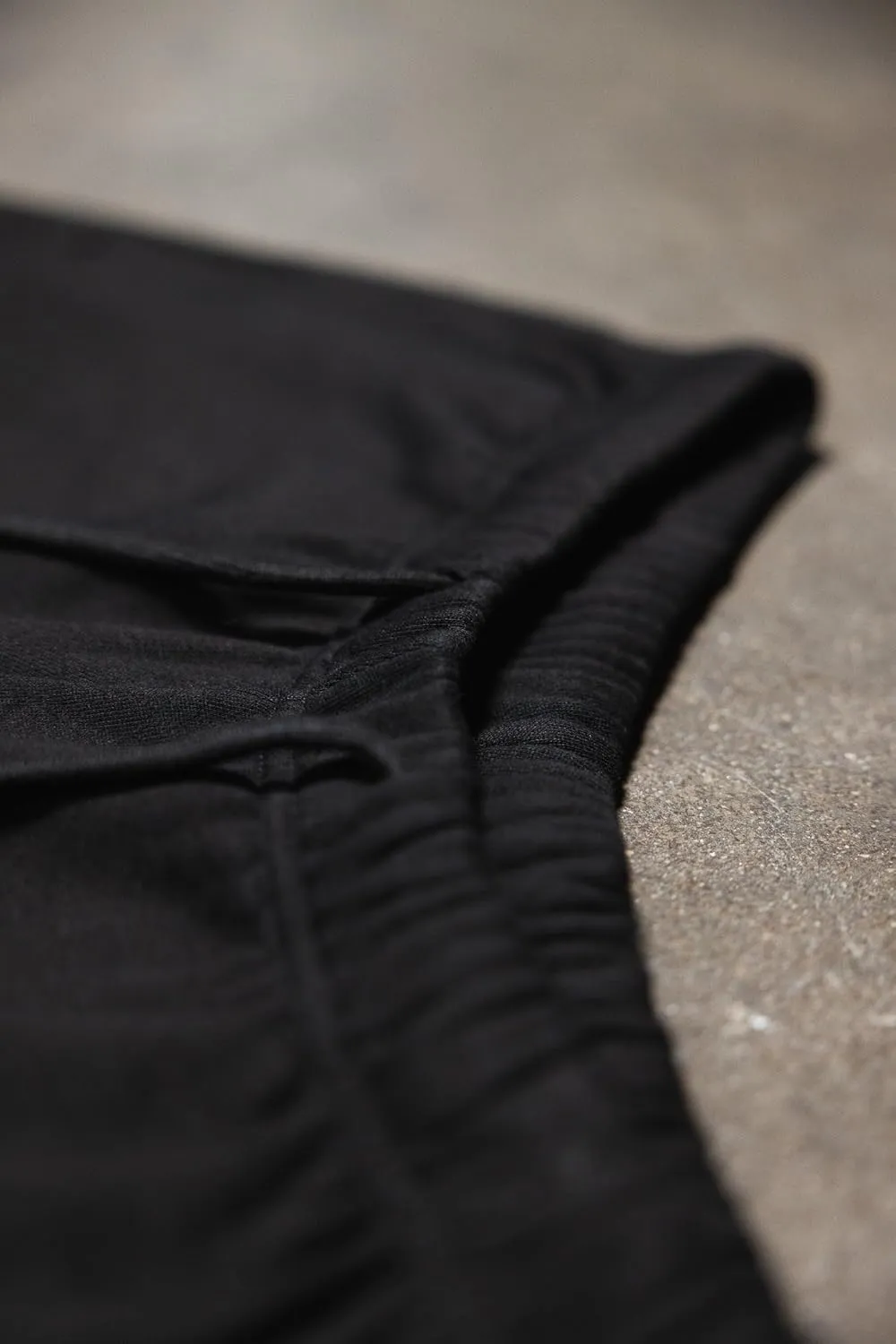 RIFLESSI Men's Premium Heavyweight Classic Casual Cotton Fleece Sweat Shorts with Drawsting and Zipper Pockets