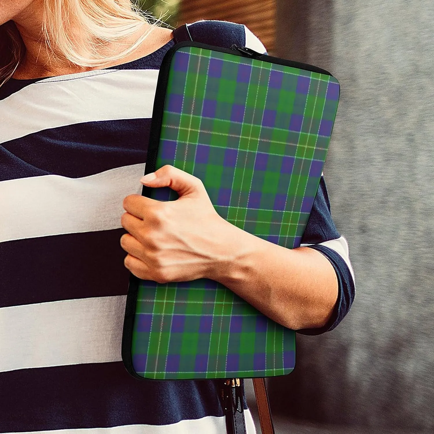 Royal Stewart Tartan All Print Hands Free Withdrawal Laptop Bag Unisex
