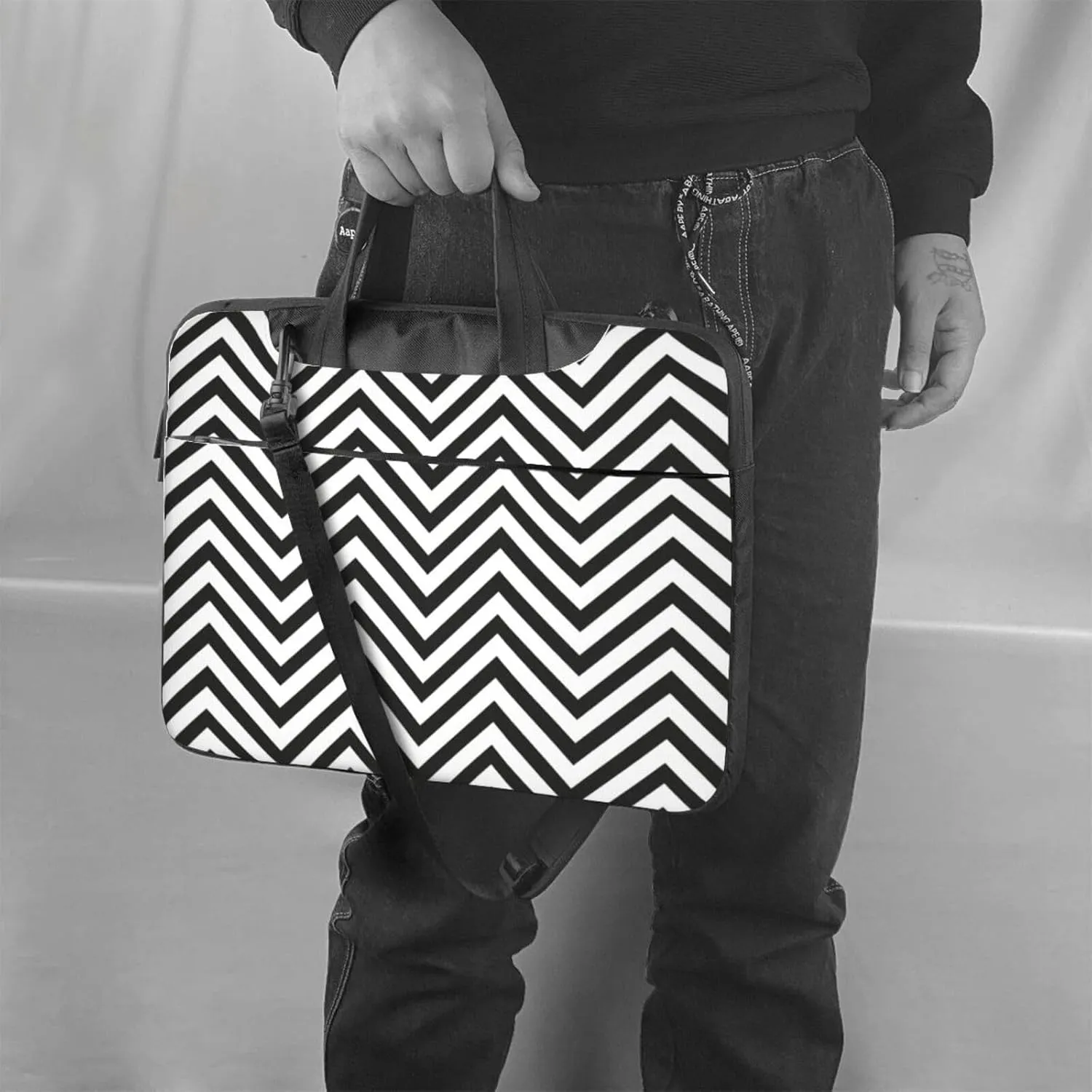 Zigzag Stripe Print Laptop Bag,Can Use It Freely As A Shoulder Bag,Crossbody Bag,And Briefcase